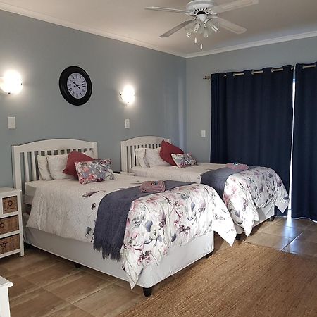 Graceland Guesthouse Почефструм Экстерьер фото