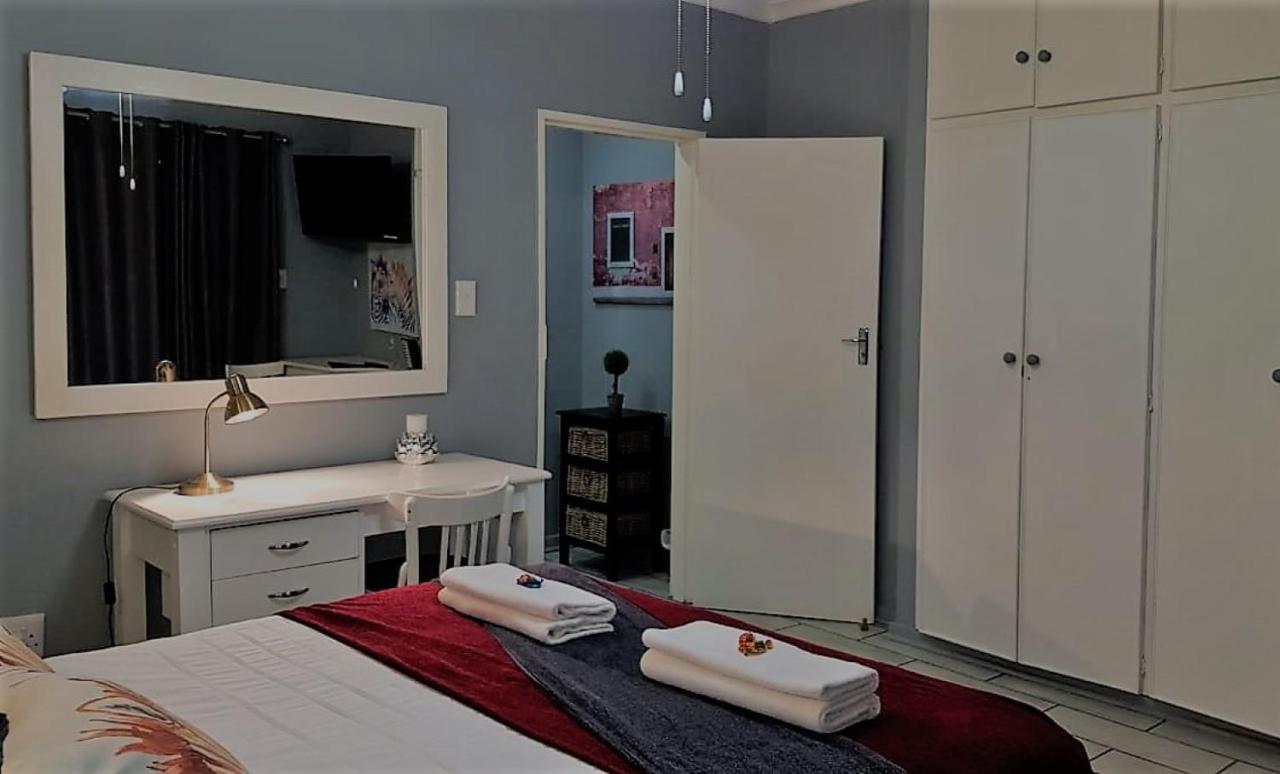 Graceland Guesthouse Почефструм Экстерьер фото