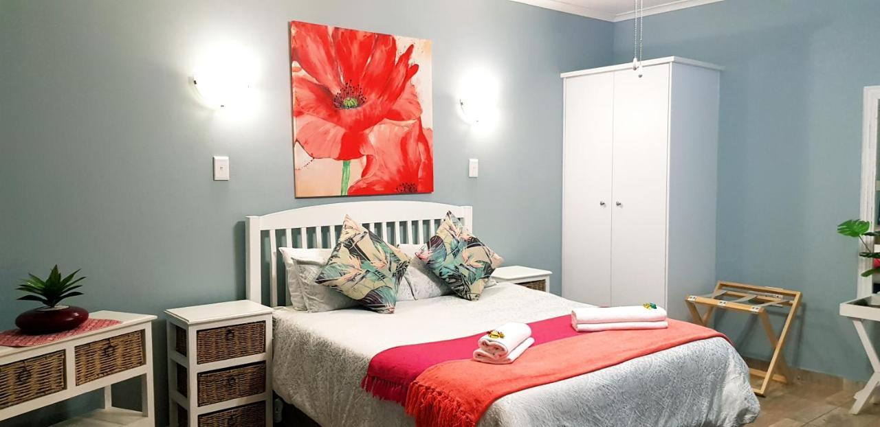 Graceland Guesthouse Почефструм Экстерьер фото