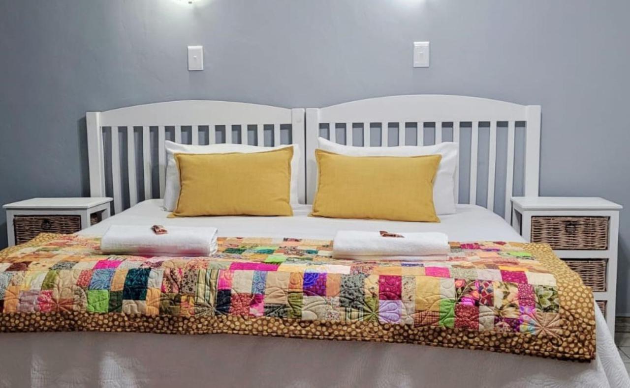 Graceland Guesthouse Почефструм Экстерьер фото